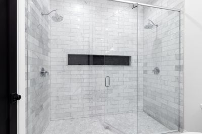 Luxury Shower with Seating